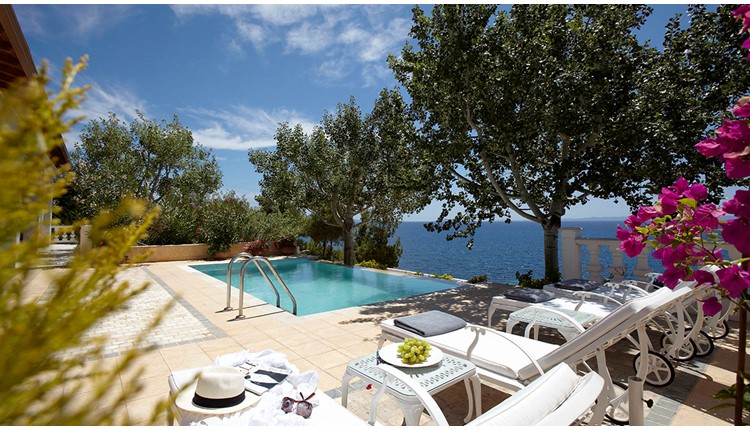 The Danai, Халкидики