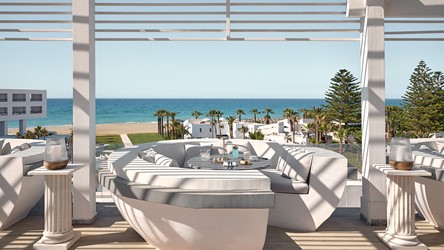 2549_13-sky-bar-at-the-highest-point-of-the-resort.jpg
