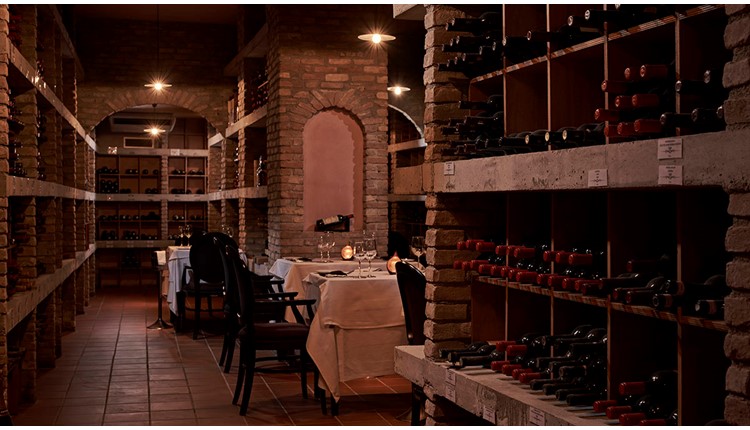 Atlantica Kalliston, Крит