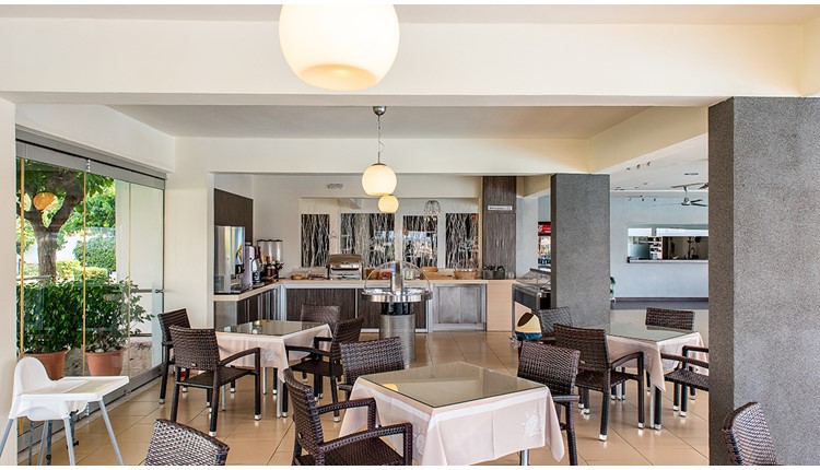 Zoes Hotel - NR, Родос