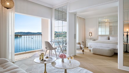 2782_03-corfu-imperial-offers-elegant-rooms-with-stunning-views.jpg