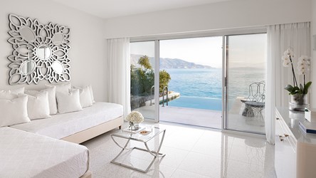 2782_22-elegantly-appointed-quarters-with-sea-views.jpg