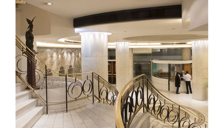 Titania Hotel, Афины