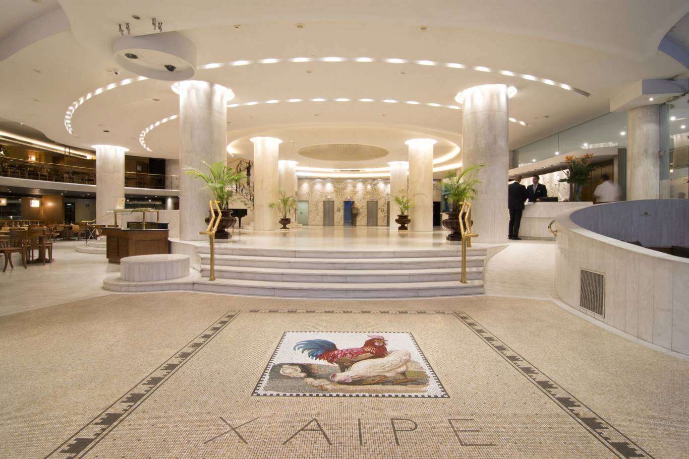 Titania Hotel, Афины