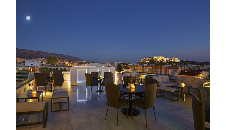 Titania Hotel, Афины