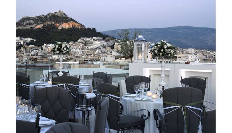 Titania Hotel, Афины