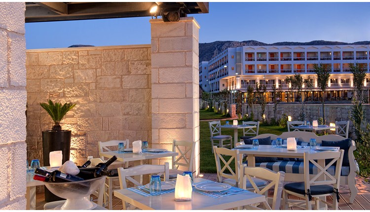 Hersonissos Palace, Крит