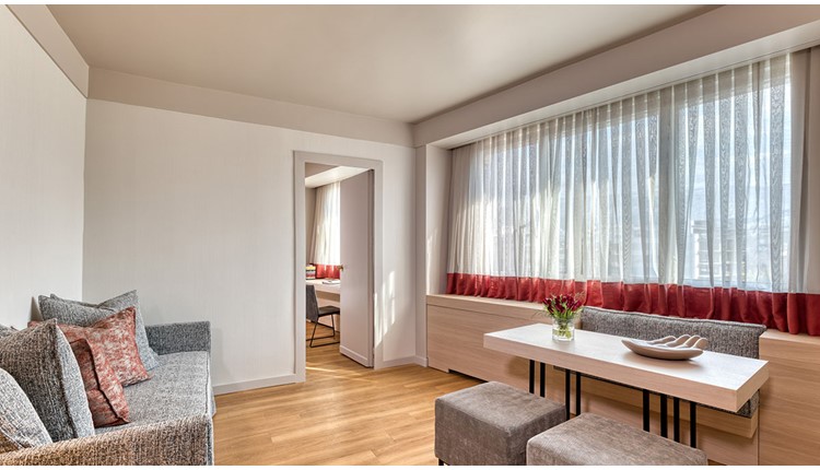 Divani Caravel Hotel, Афины