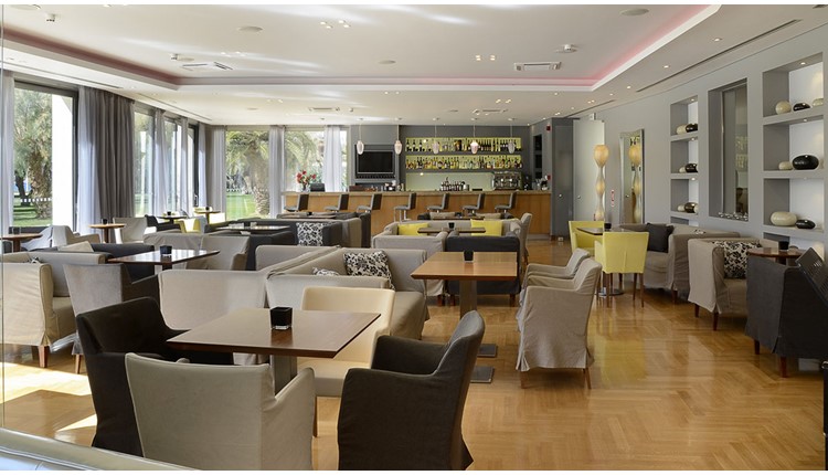 Plaza Resort Hotel, Афины