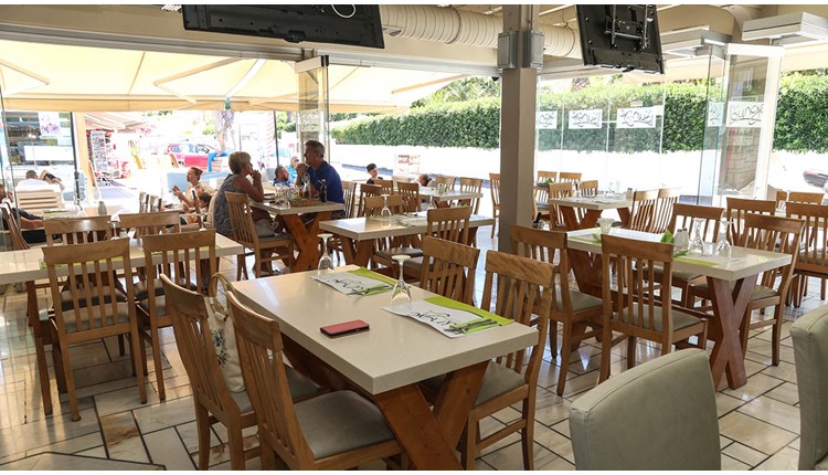 Anna Maria Village , Крит