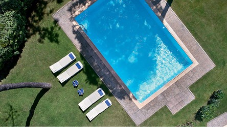 3669_18-Deluxe-Bungalow-Sea-View,-Pool.jpg