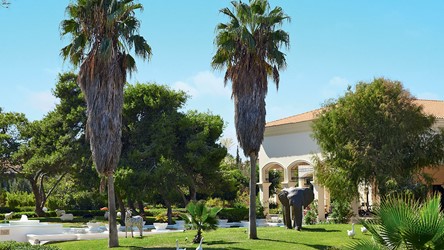 3684_19-Olympia-Oasis-and-Aqua-Park-Inspired-by-a-unique-location.jpg