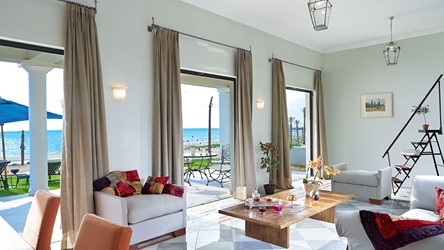 3684_20-Beach-Villa-Oasis,-Living-room.jpg
