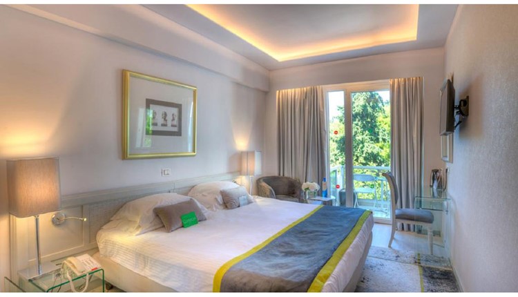 St George Lycabettus Lifestyle Hotel, Афины
