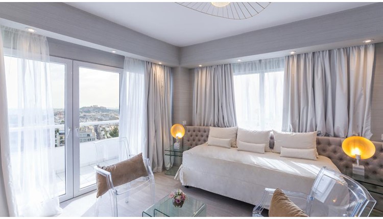 St George Lycabettus Lifestyle Hotel, Афины