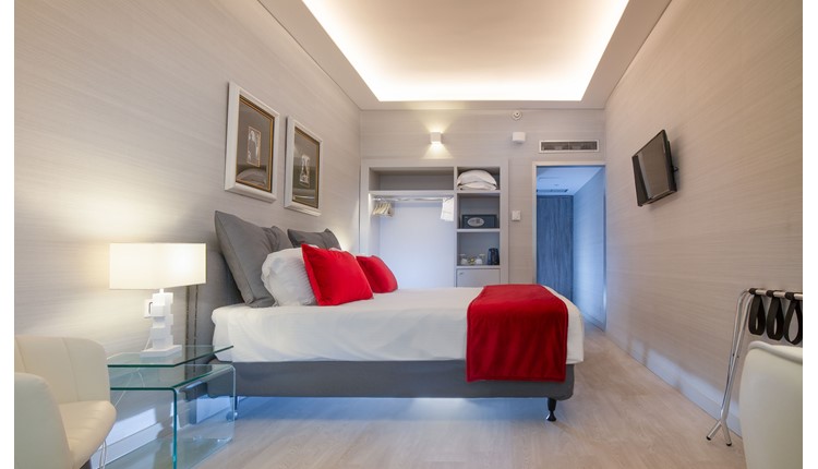 St George Lycabettus Lifestyle Hotel, Афины