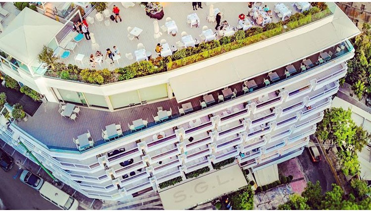 St George Lycabettus Lifestyle Hotel, Афины