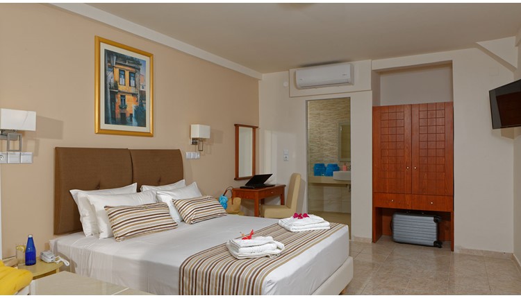 Philoxenia Hotel and Spa  Malia , Крит