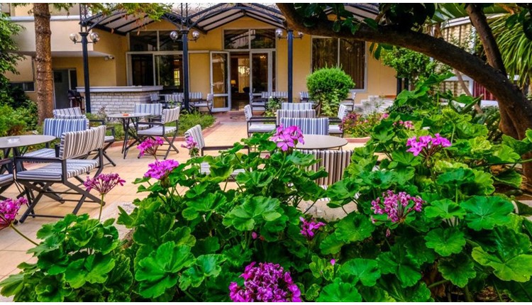 Achillion Palace, Крит