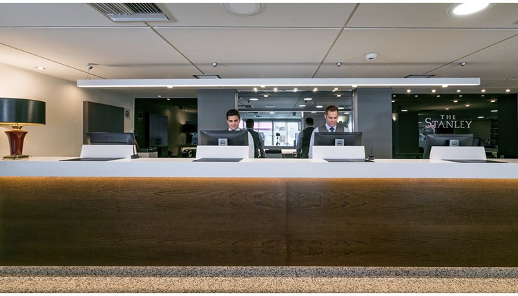 The Stanley Hotel, Афины