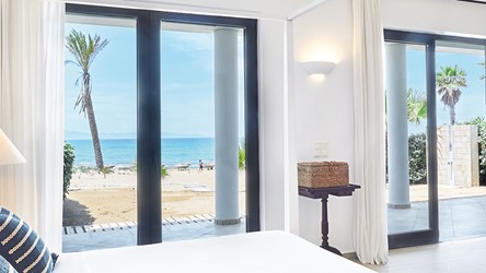 6108_01-beach-villa.jpg