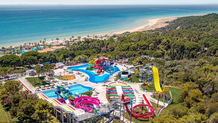 6108_04-the-largest-aqua-park-in-a-greek-resort-with-stunning-panoramic-views.jpg