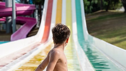 6108_05-aqua-park-a-vibrant-playground-for-all-ages-with-fun-and-excitement.jpg