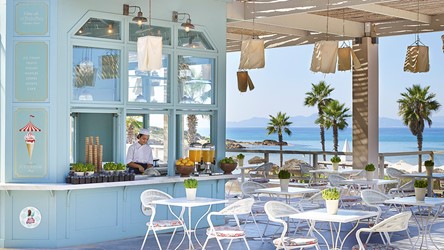 6108_08-extraordinary-dining-experiences-with-breathtaking-sea-views.jpg