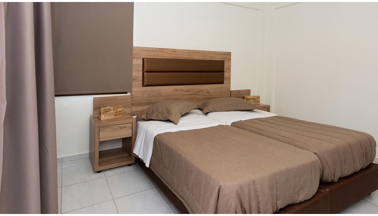 Niriedes-Dionyssos Village - NR, Крит