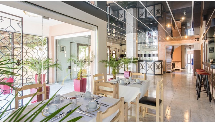 Niriedes-Dionyssos Village - NR, Крит