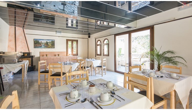 Niriedes-Dionyssos Village - NR, Крит