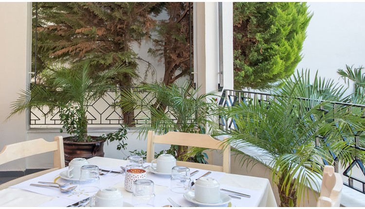 Niriedes-Dionyssos Village - NR, Крит