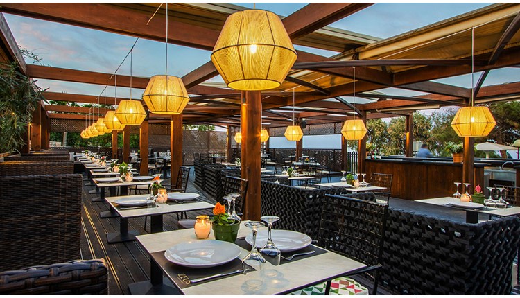 Zeus Dolce Athens, Афины