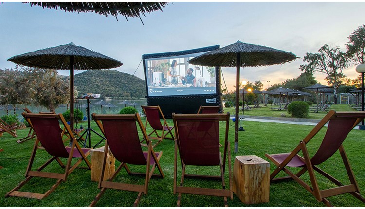 Zeus Dolce Athens, Афины