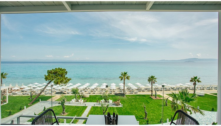 Blue Carpet Luxury Suites - NR, Халкидики