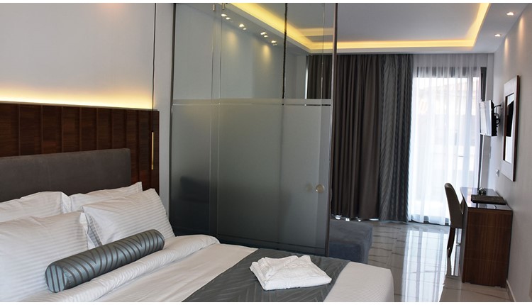 4U Boutique, Халкидики