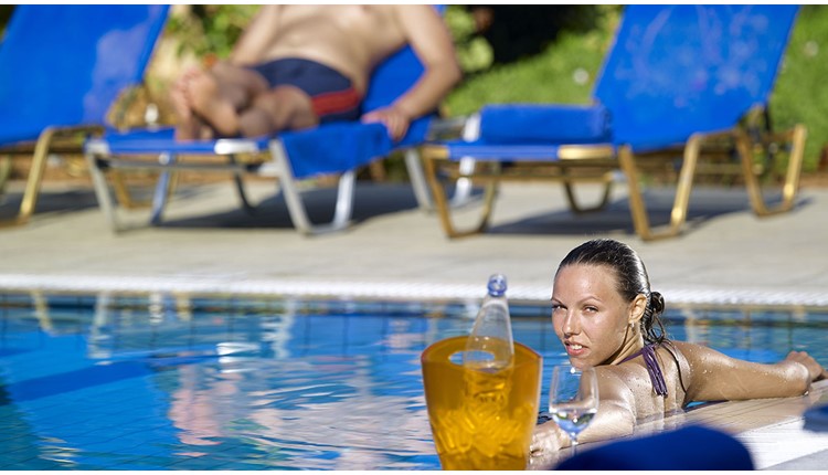 Malia Bay Beach hotel & Bungalow, Крит