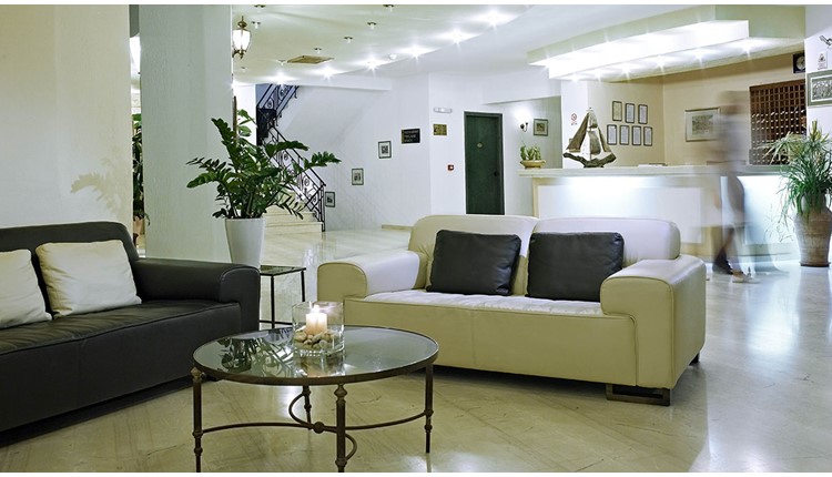 Malia Bay Beach hotel & Bungalow, Крит