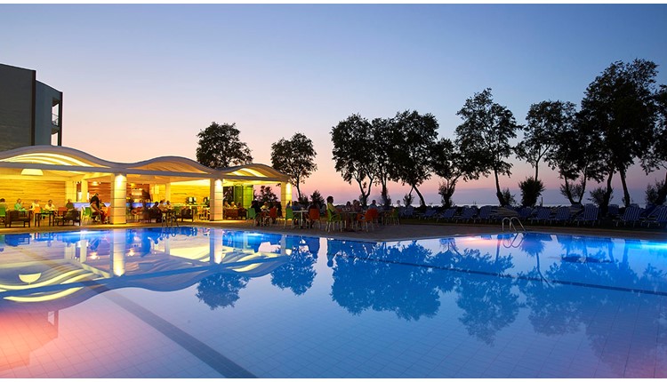 Malia Bay Beach hotel & Bungalow, Крит