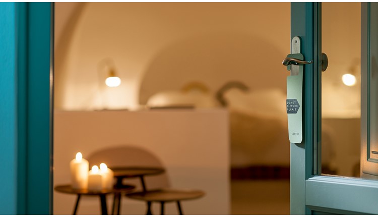 Cocoon Suites , Санторини