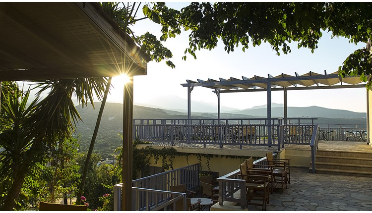 Elpida Village, Крит