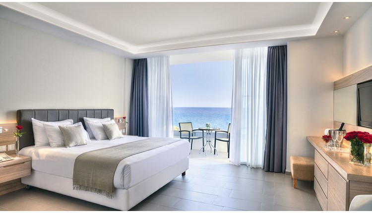 The Royal Apollonia by Louis, Кипр