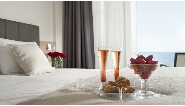 The Royal Apollonia by Louis, Кипр