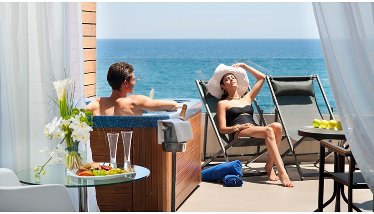 The Royal Apollonia by Louis, Кипр