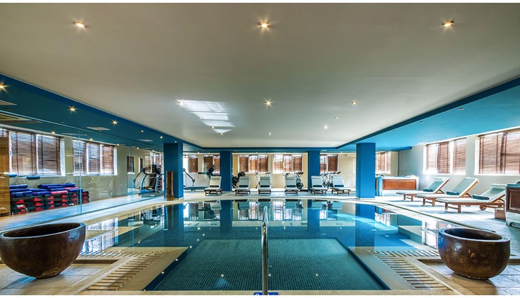 Zeus Eleva Mirabello Bay, Крит