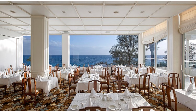 Grecian Sands Hotel, Кипр