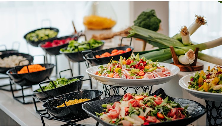 Louis Imperial Beach, Кипр