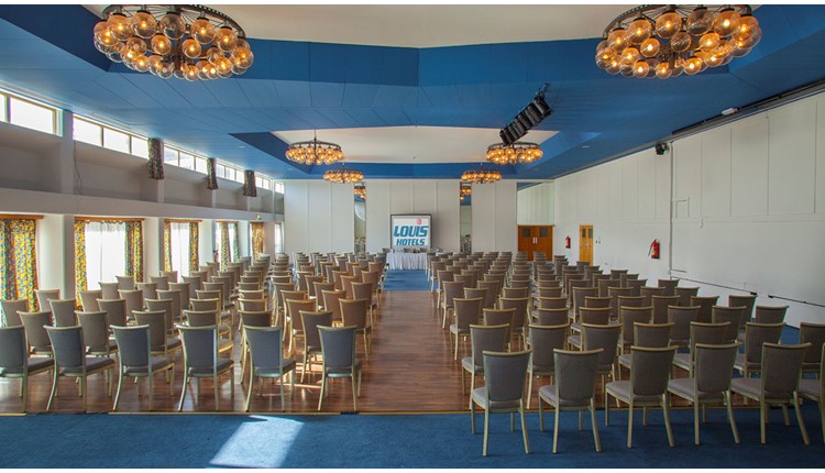 Louis Imperial Beach, Кипр