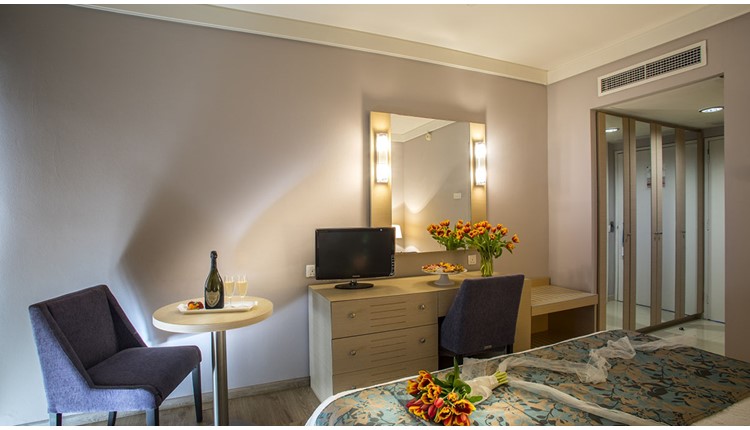 Louis Ledra Beach - NR, Кипр