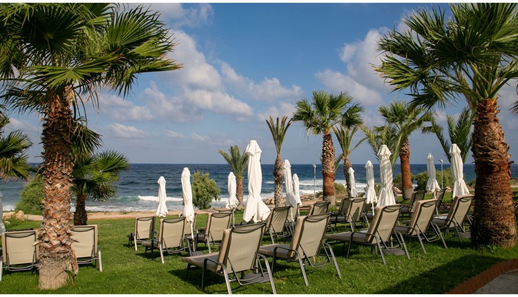 Louis Paphos Breeze - NR , Кипр